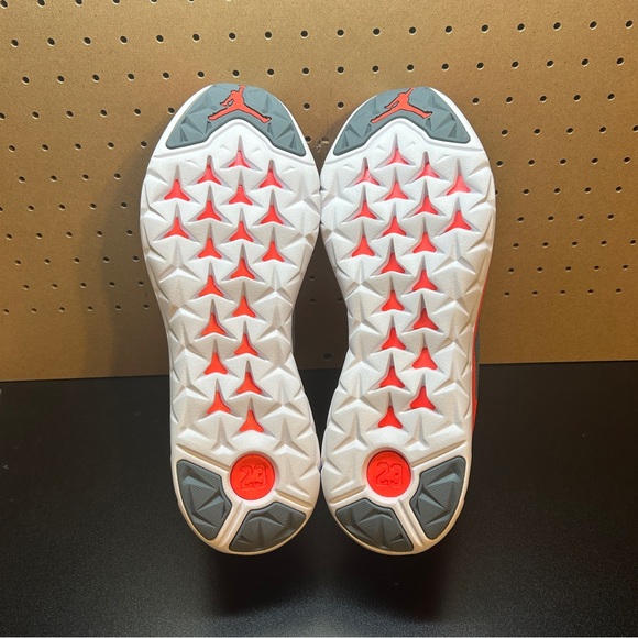 Jordan Flight Runner 2 Men’s size 12 - Picture 5 of 5